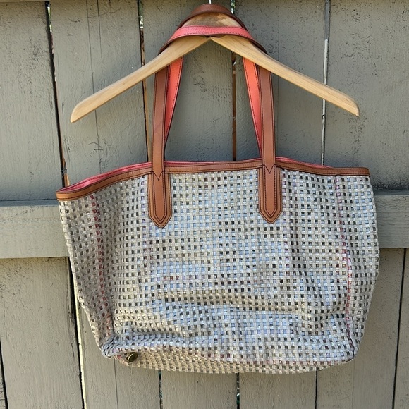 Fossil Summer Bag Perfect for the Beach or Pool - Picture 7 of 12